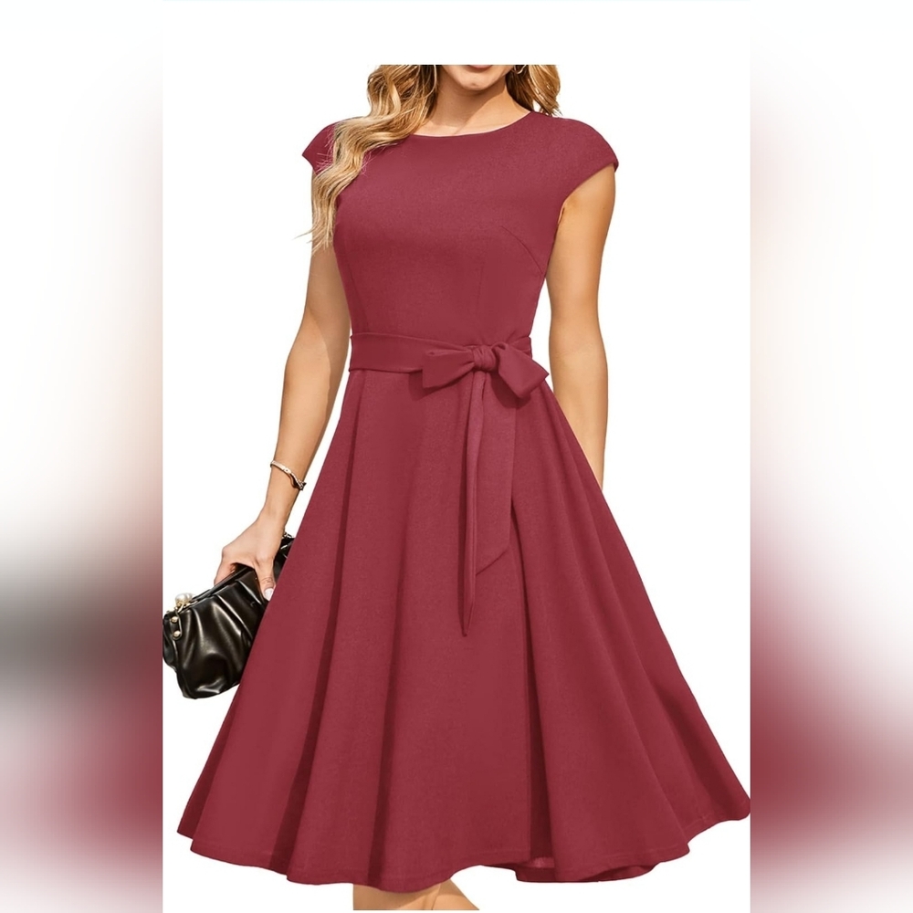 Elegant Raspberry Pink Dress with Belt - Picture 5 of 5